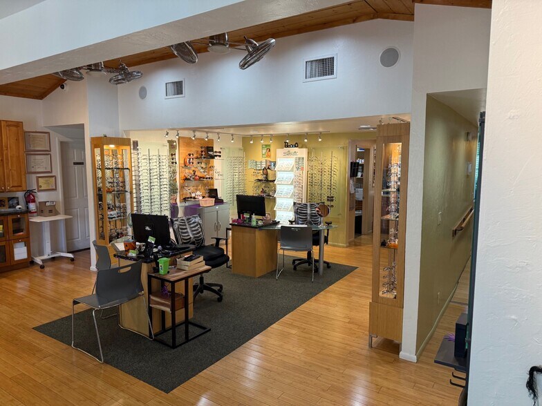 More Photos Of 6615 N Oracle Rd, Tucson Medical For Sale