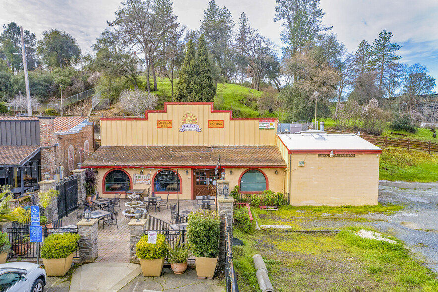 Primary Photo Of 216 Washington St, Auburn Restaurant For Sale