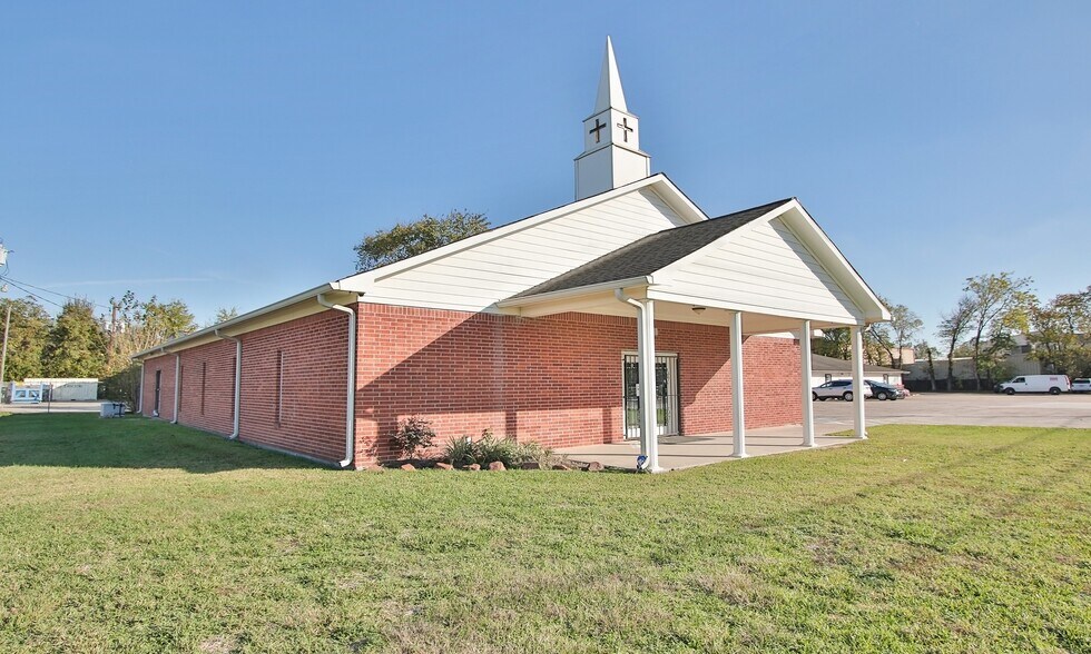 More Photos Of 14000 Chrisman Rd, Houston Religious Facility For Lease