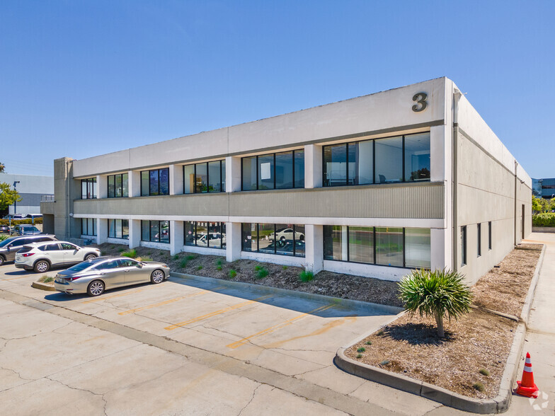 Primary Photo Of 3 Whatney, Irvine Research And Development For Lease