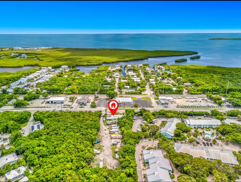 More Photos Of 98468 Overseas Hwy, Key Largo Contractor Storage Yard For Sale