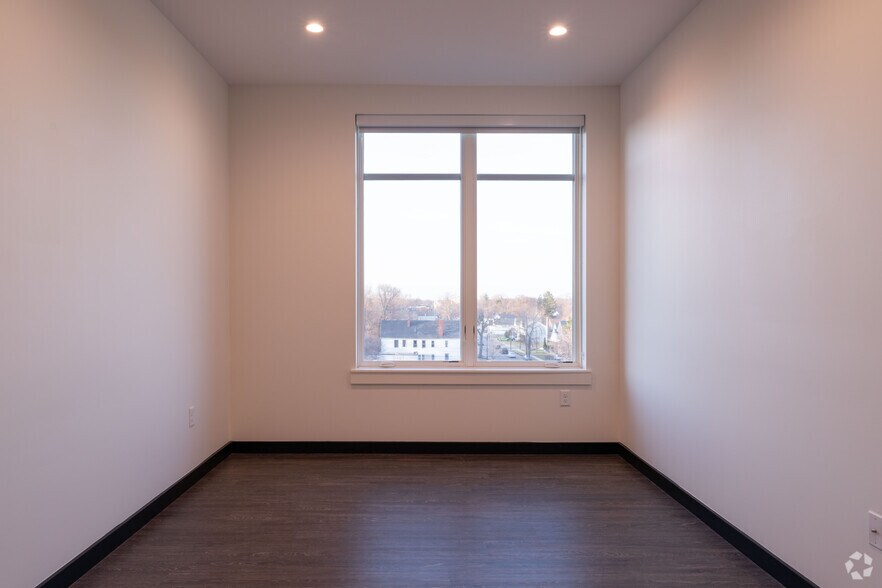 More Photos Of 1100 Michigan Ave, Buffalo Apartments For Lease