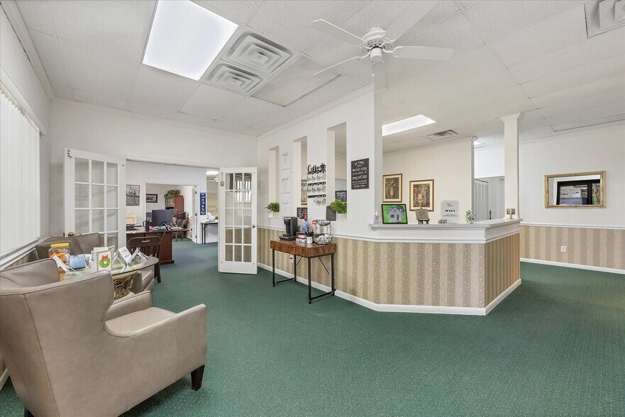 More Photos Of 1578 El Jobean Rd, Port Charlotte Office For Lease