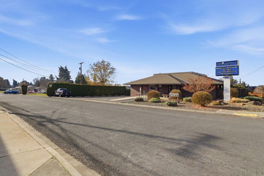 More Photos Of 3802 Tieton Dr, Yakima Office Residential For Sale