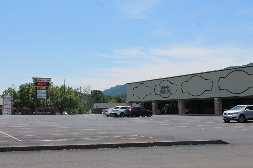 More Photos Of 935 Wilcox Ct, Kingsport Unknown For Lease