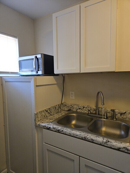 More Photos Of 4305 Rosehill Rd, Fayetteville Multifamily For Sale