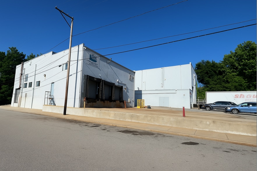 More Photos Of 74 Railroad Ave, Johnston Warehouse For Sale