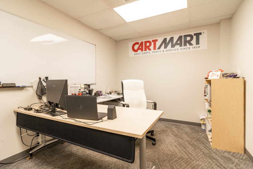 More Photos Of 1023 S Miami Blvd, Durham Warehouse For Sale