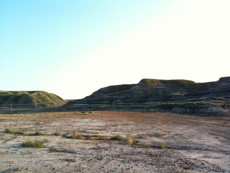 More Photos Of 360 Industrial Rd, Drumheller Land For Sale