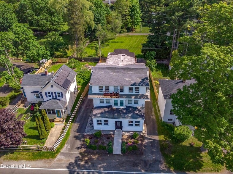 More Photos Of 13 Park St, Stockbridge Apartments For Sale