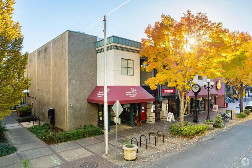 Primary Photo Of 30 E Broadway, Eugene Office For Lease