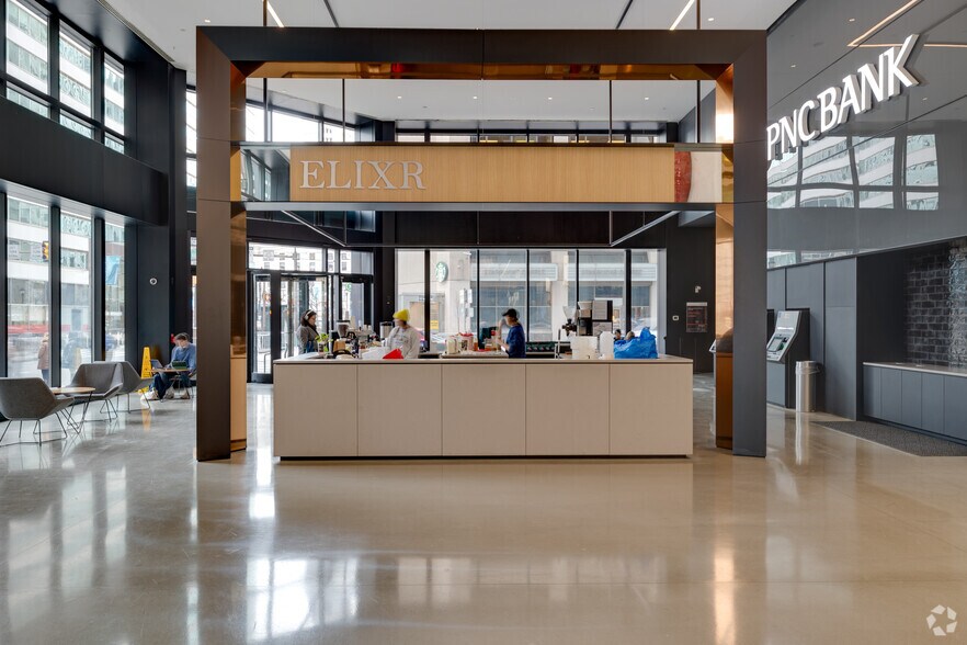 More Photos Of 1600 Market St, Philadelphia Office For Lease