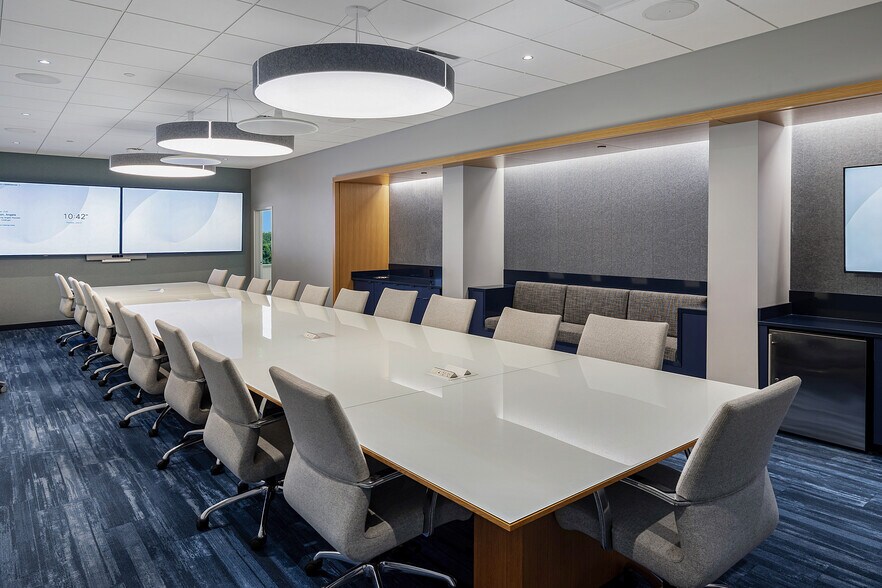 More Photos Of 13550 Triton Park Blvd, Louisville Medical For Sale