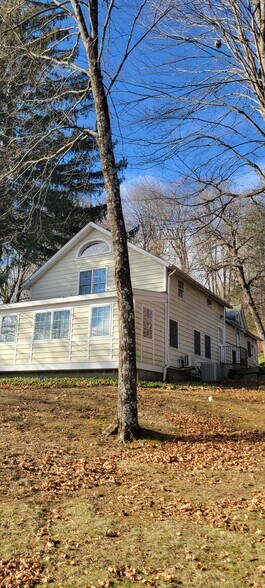 More Photos Of 489 Danbury Rd, Wilton Office Residential For Lease