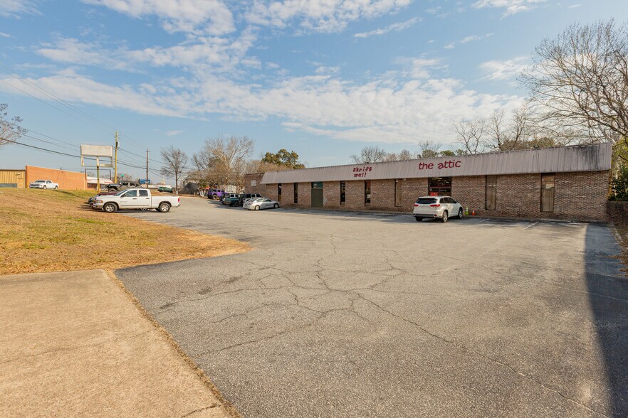 More Photos Of 4140 Hamilton Rd, Columbus Flex For Sale