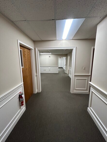 More Photos Of 1290 Worcester Rd, Framingham Office For Lease