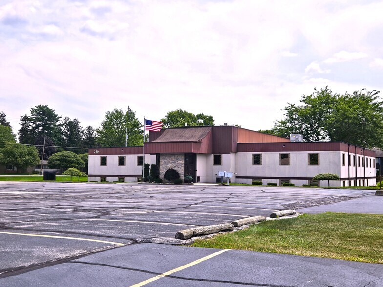 Primary Photo Of 350 Saint Andrews Rd, Saginaw Office For Sale