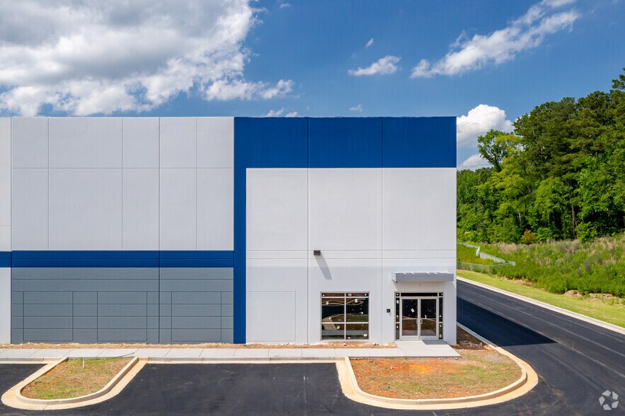 More Photos Of 1033 Cass White Rd NE, Cartersville Distribution For Lease