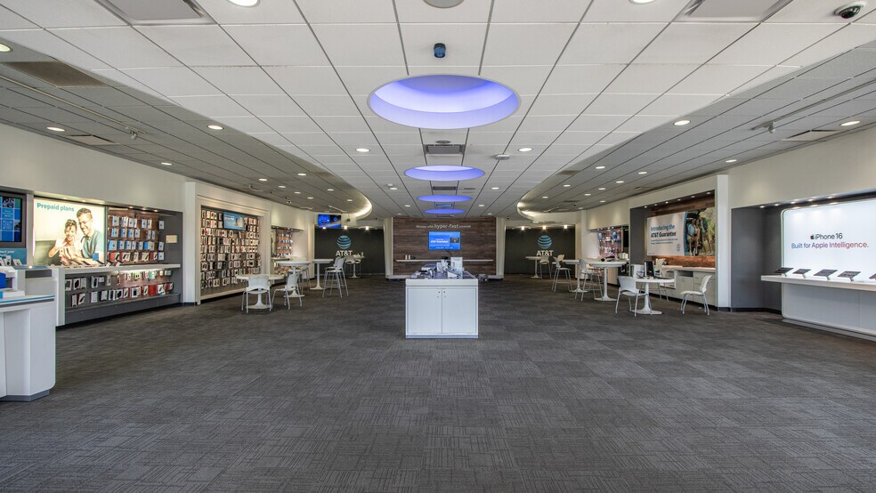 More Photos Of 239 Harbison Rd, Columbia Freestanding For Sale