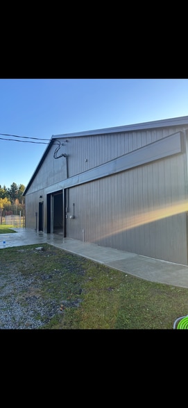 More Photos Of 13373 County Road 2, Morrisburg Industrial For Lease