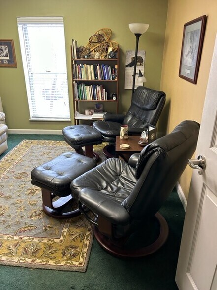 More Photos Of 1106 Ohio River Blvd, Sewickley Office For Sale