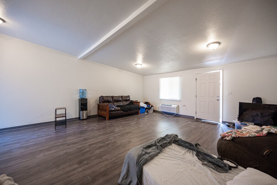 More Photos Of 5900 Cassedy Ln, Las Vegas Apartments For Sale