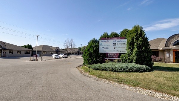 More Photos Of 1143 Warwick Way, Racine Medical For Lease