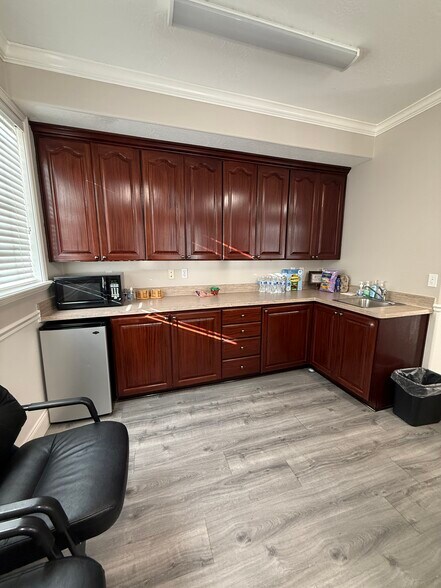 More Photos Of 12401 S 450 E, Draper Medical For Lease