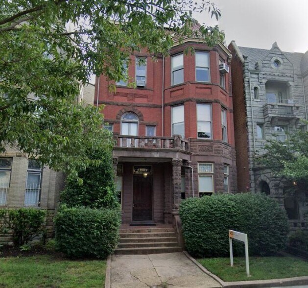 Primary Photo Of 1014 W Franklin St, Richmond Office For Sale