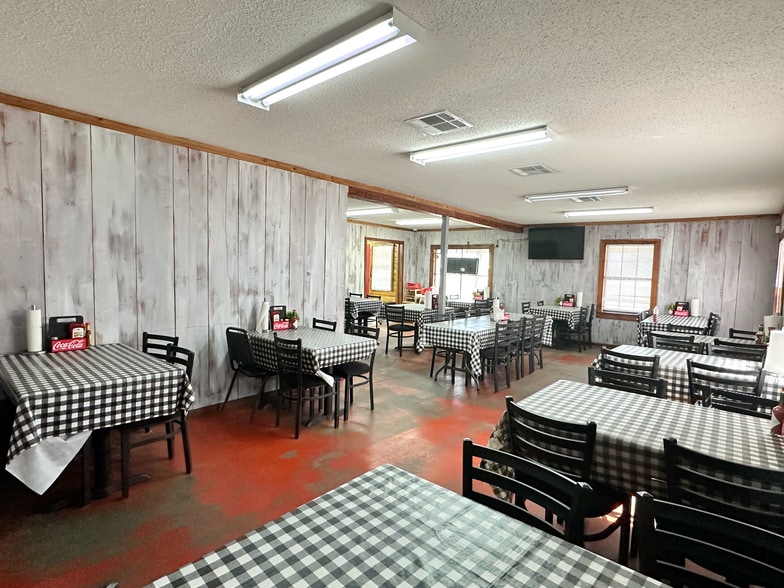 More Photos Of 2989 Hwy 21, Atmore Restaurant For Sale