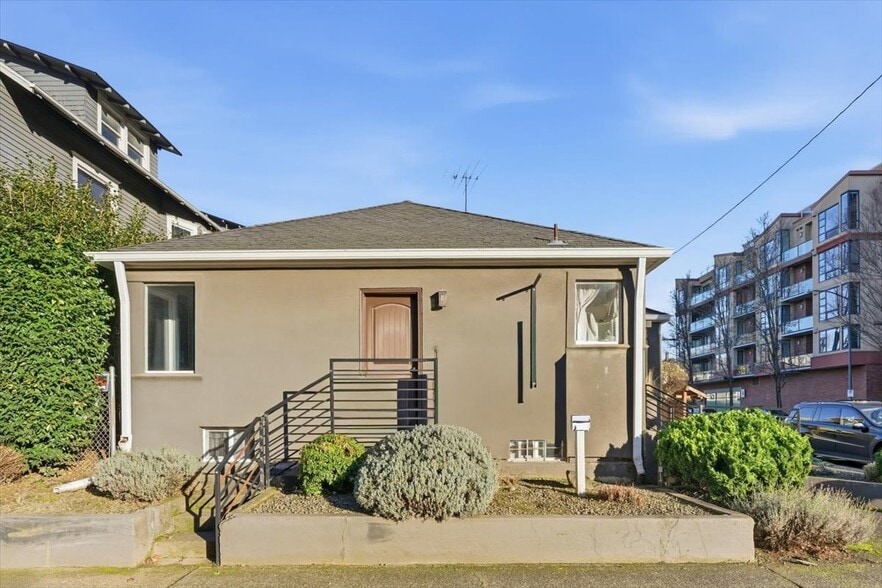 More Photos Of 1607-1611 NE 16th Ave, Portland Office For Lease
