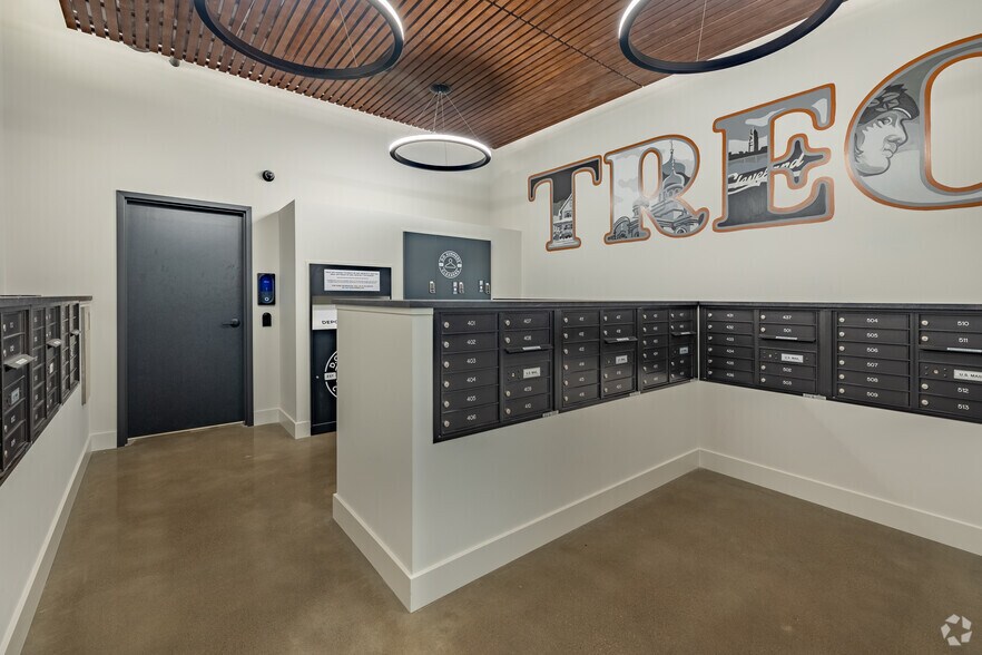 More Photos Of 2461 W 25th St, Cleveland Apartments For Lease