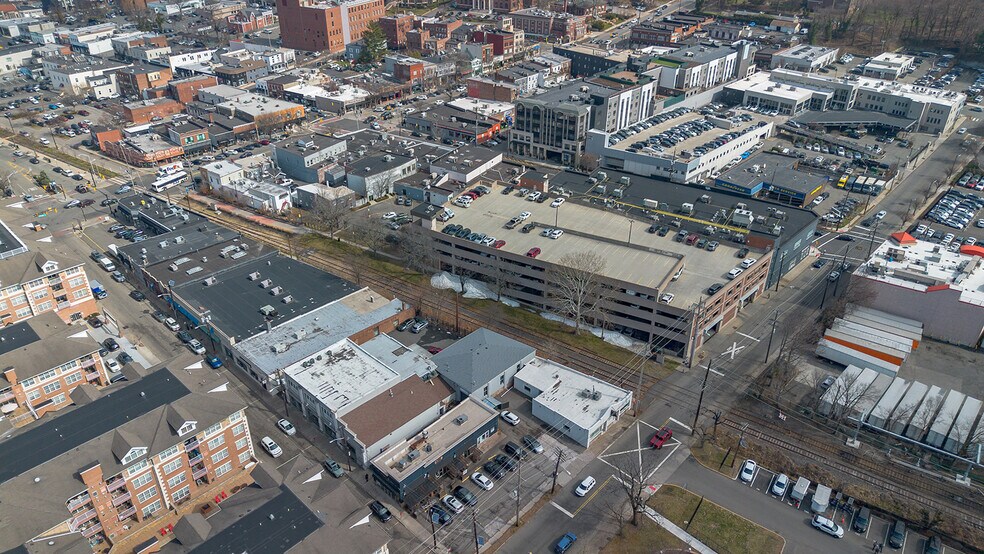 More Photos Of 1 W Englewood Ave, Englewood Freestanding For Lease