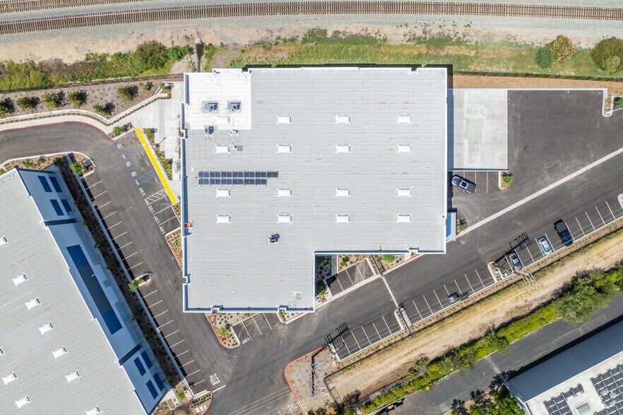 More Photos Of 2424 Hook Dr, Simi Valley Manufacturing For Sale