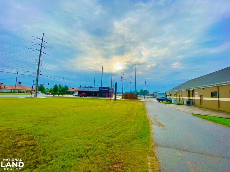 More Photos Of 2523 University E blvd, Tuscaloosa Land For Sale