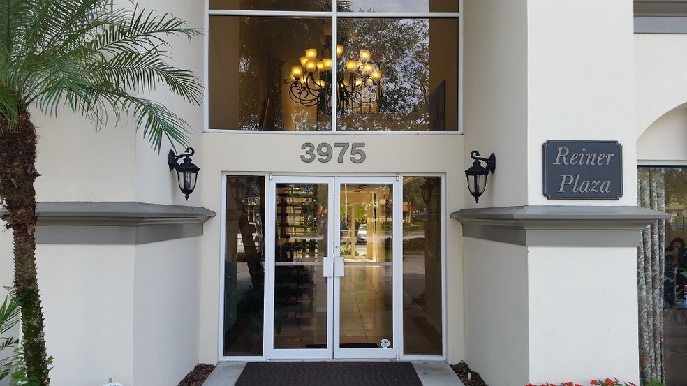 More Photos Of 3975 20th St, Vero Beach Medical For Lease