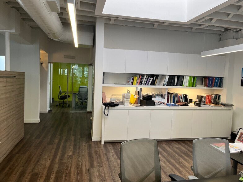 More Photos Of 130 Miracle Mile, Coral Gables Loft Creative Space For Lease