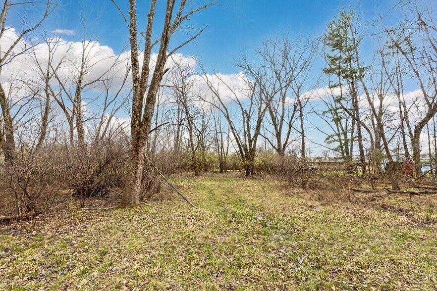 More Photos Of 132-136 Highland Ave, Worthington Land For Sale