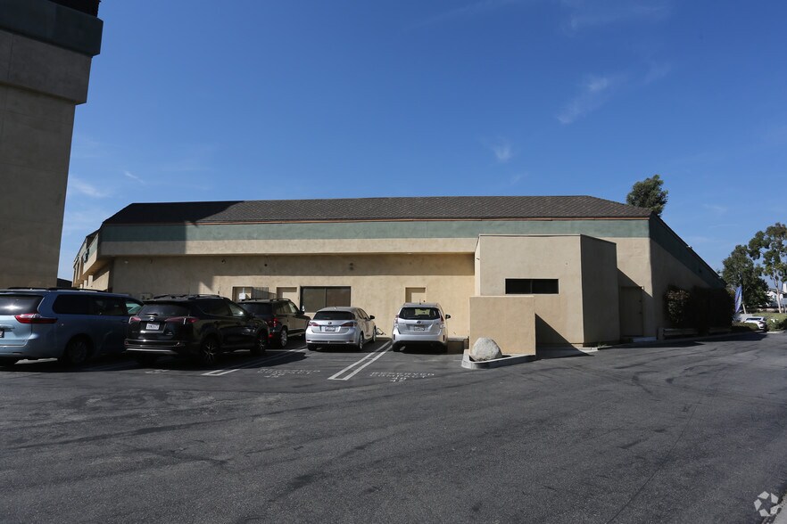 More Photos Of 4200 Trabuco Rd, Irvine Medical For Lease