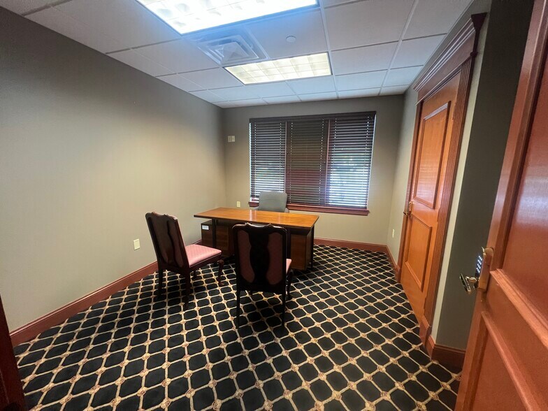 More Photos Of 8600 Transit Rd, East Amherst Medical For Lease