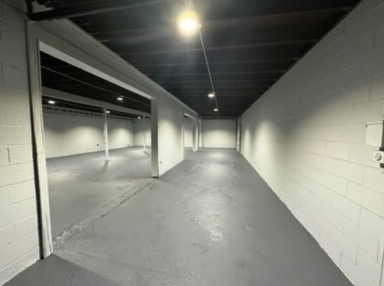 More Photos Of 7001 Weaver Rd, Houston Manufacturing For Lease