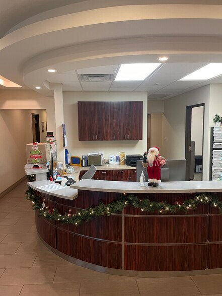 More Photos Of 3807 Spicewood Springs Rd, Austin Medical For Sale