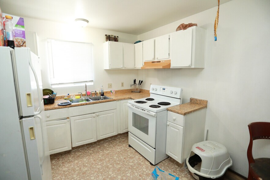 More Photos Of 241 W Philadelphia Ave, Las Vegas Apartments For Sale