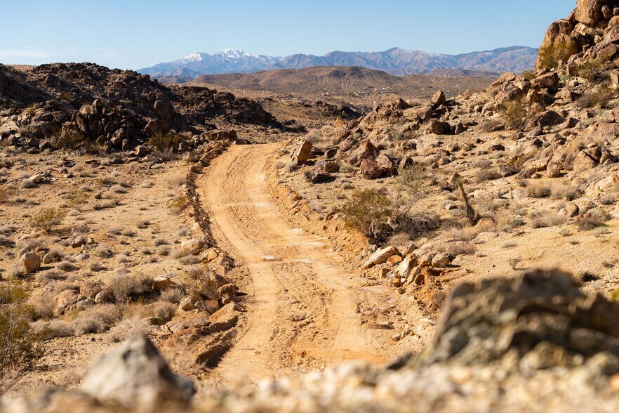 More Photos Of 61271 Calle Los Amigos, Joshua Tree Land For Sale
