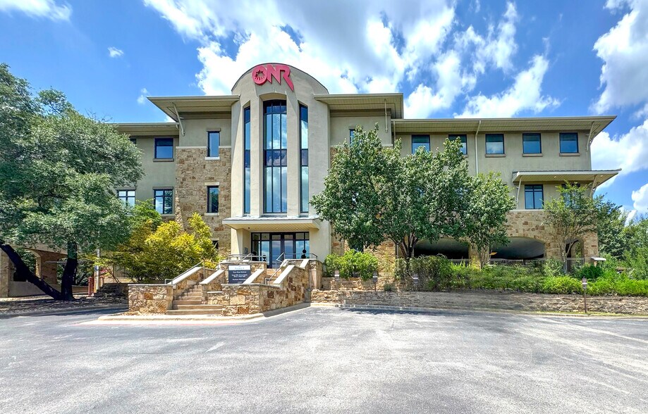 More Photos Of 8500 Bluffstone Cv, Austin Office For Sale