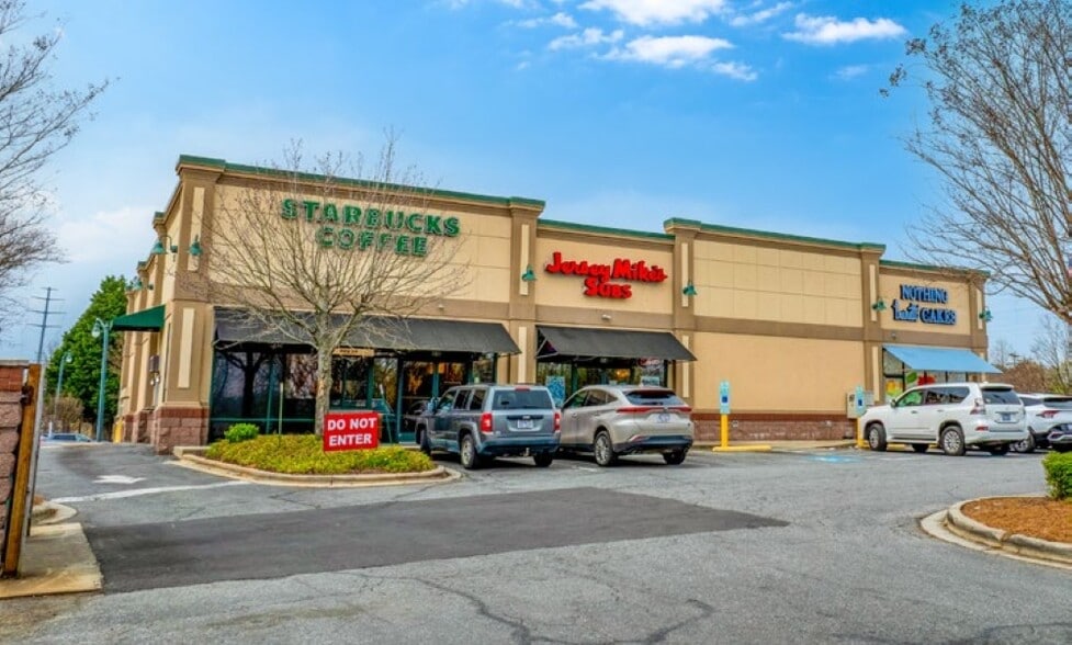 More Photos Of 916 E Innes St, Salisbury General Retail For Sale