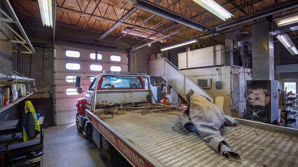 More Photos Of 900 Shields Ave, Wabasha General Retail For Sale