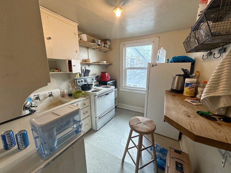 More Photos Of 415 NE Campus St, Pullman Apartments For Sale