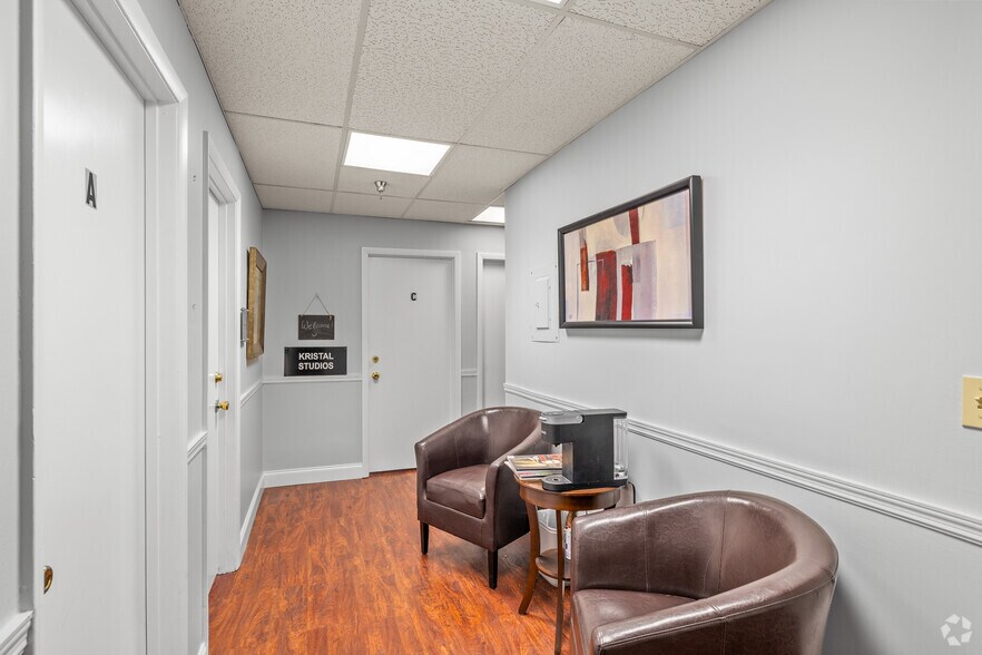 More Photos Of 1650 S Dixie Hwy, Boca Raton Medical For Sale