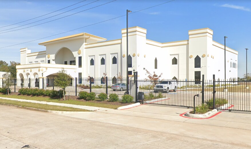 More Photos Of 951 Tristar Dr, Webster Office For Lease